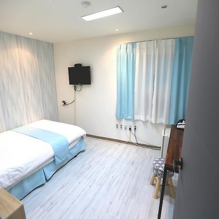 Must Stay Hotel Myeongdong Seoul Exterior foto